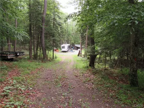 12190 Kincaid Rd, Forestport, NY 13338