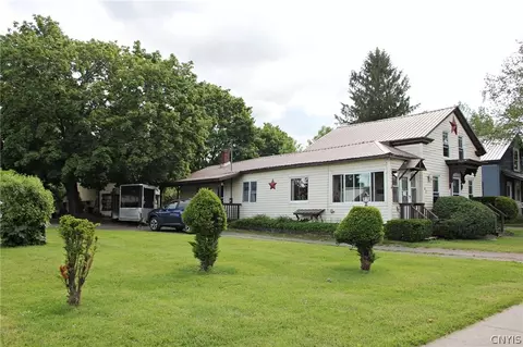 45 W Main St, Morrisville, NY 13408
