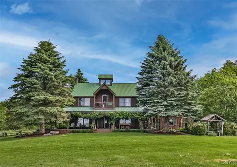 3513 Burlingame Rd, Cazenovia, NY 13035