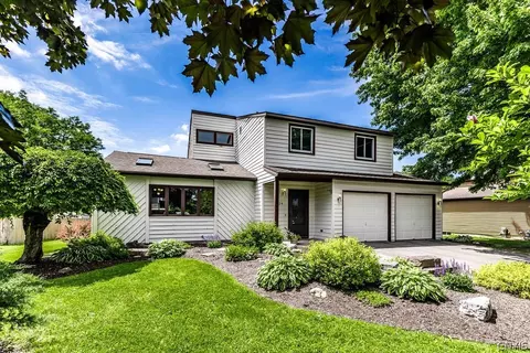 7724 Majestic Dr, Clay, NY 13090