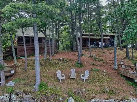 9 8 Mink, Hammond, NY 13646