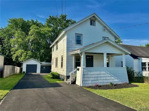 117 Richfield Blvd #2, Salina, NY 13211