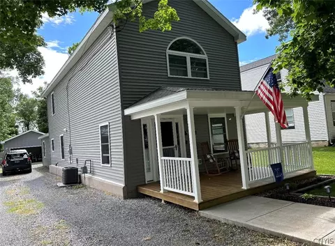104 E Washington St, Hounsfield, NY 13685