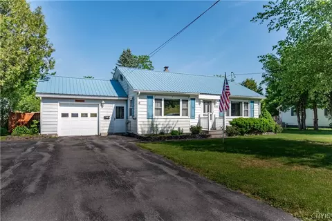 8341 S Main St, Le Ray, NY 13637