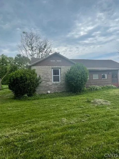 2806 Seneca, Lenox, NY 13032