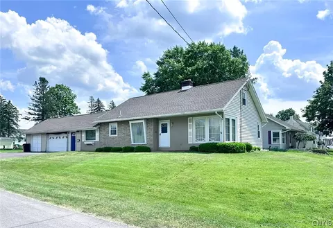 201 Davis Pl, New Hartford, NY 13413