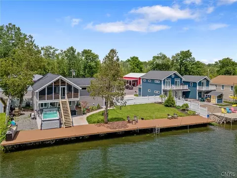 3458 Hayes Rd, Lysander, NY 13027
