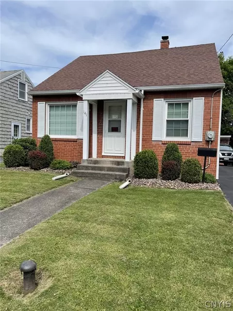 141 E Luddington St, Syracuse, NY 13206