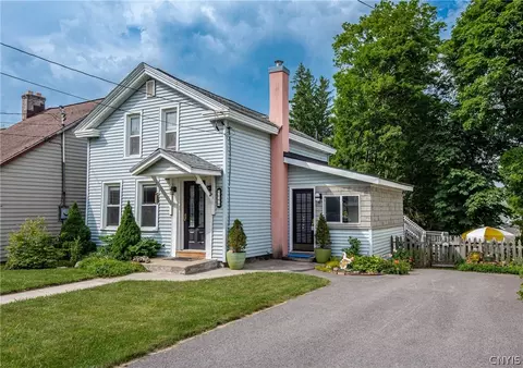 1204 Utica St, Whitestown, NY 13424