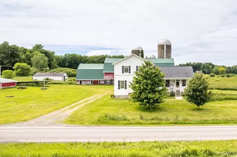 147 Spath Rd, Mexico, NY 13114
