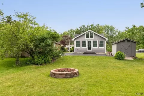 8410 Tuttle Rd, Bridgeport, NY 13030