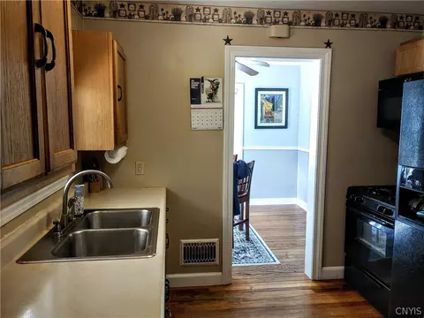 320 Expense St, Rome, NY 13440 photo 7
