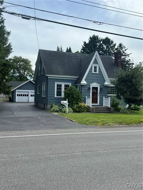 5280 W Taft Rd, Syracuse, NY 13212