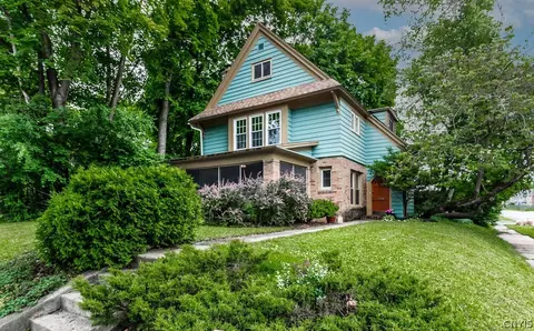 327 Harvard Pl, Syracuse, NY 13210