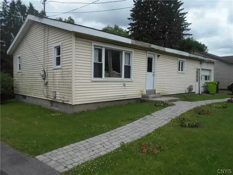 72 S West St, Cortland, NY 13045