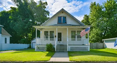415 Utica Rd, Utica, NY 13502