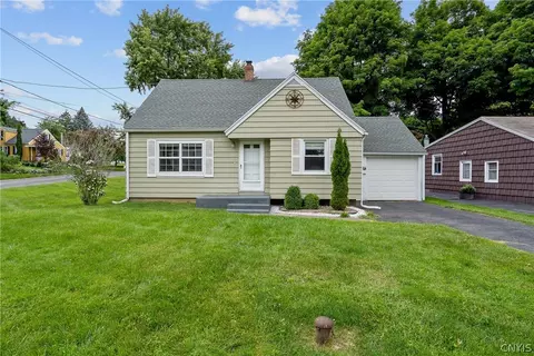 307 Corey Rd, Geddes, NY 13219