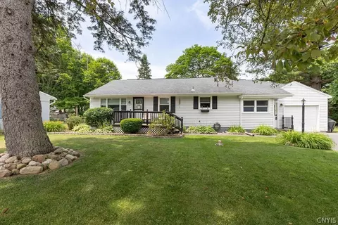 4 Monica Pl, Van Buren, NY 13027