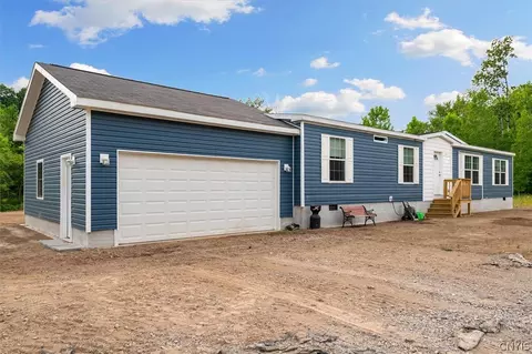 53 Elderberry Ln, Central Square, NY 13036 photo 3