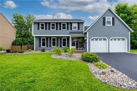 4237 Mayfair Cir, Clay, NY 13090