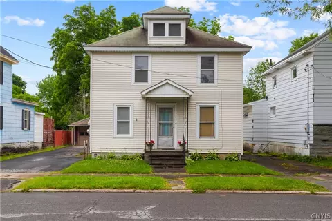 123 Furnace Ave, Oneida, NY 13421