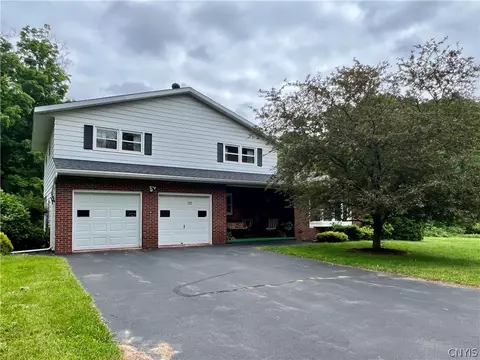 122 County Route 24, Oswego, NY 13126