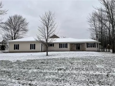 9188 Shelley Drive Dr, Marcy, NY 13403