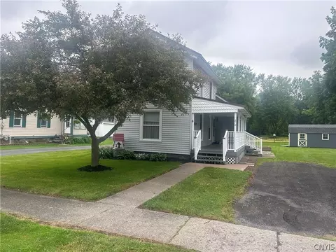 210 Wilson Ave, Lenox, NY 13032
