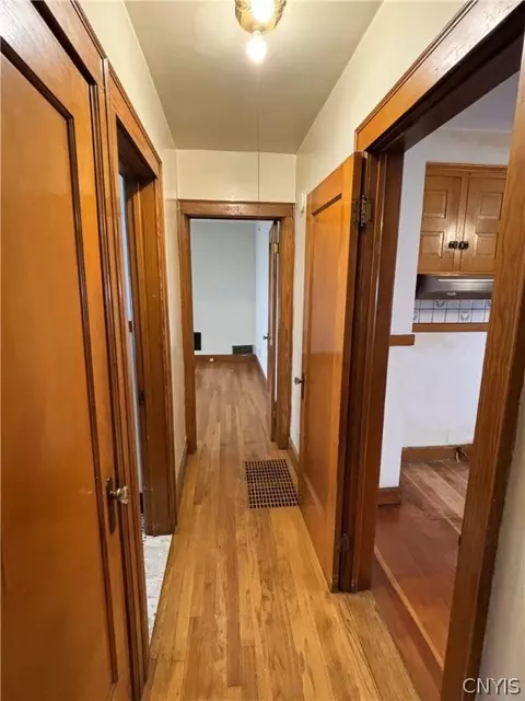 127 Spring St, Syracuse, NY 13208 photo 12