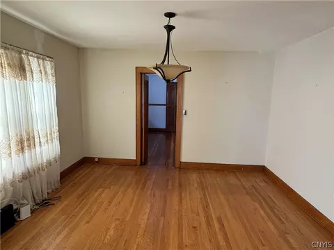 127 Spring St, Syracuse, NY 13208 photo 7