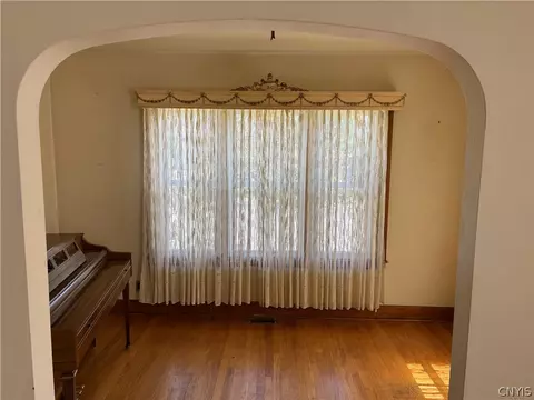 127 Spring St, Syracuse, NY 13208 photo 6