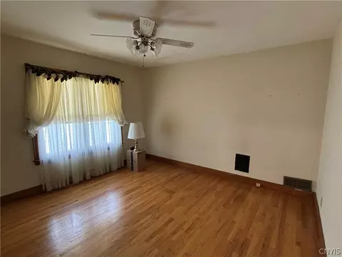 127 Spring St, Syracuse, NY 13208 photo 15