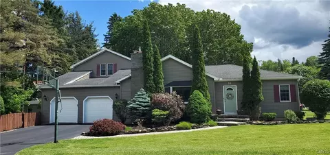 4 Stephen St, Whitestown, NY 13492