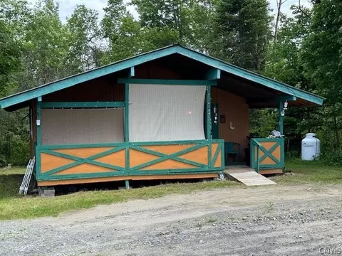 6184 Ny-30, Indian Lake, NY 12842