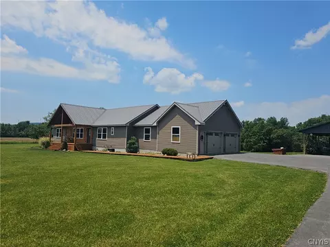 6095 Mclaughlin Rd, Augusta, NY 13425