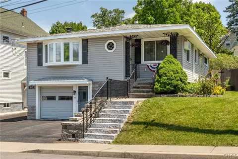 317 Darrow Ave, Geddes, NY 13209
