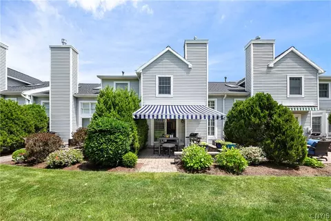43 Yacht Club Dr, Canandaigua, NY 14424