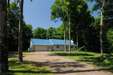 16624 County Route 181, Clayton, NY 13624