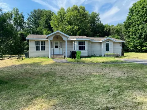 7100 N Manlius Rd, Kirkville, NY 13082