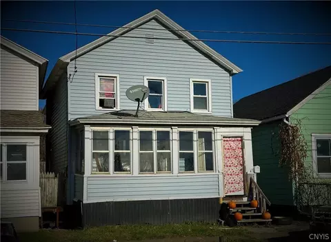 318 Sunset Ave, Syracuse, NY 13208