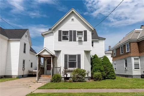 131 3rd St, Rome, NY 13440