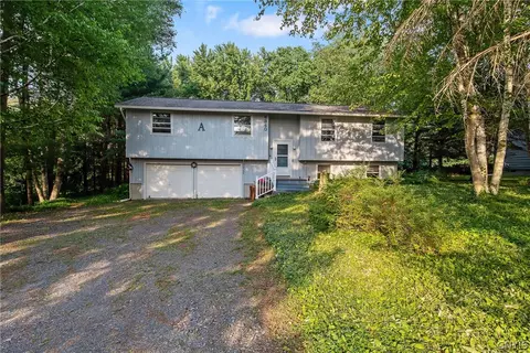 4340 Young Rd, Onondaga, NY 13215