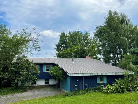 4631 South Rd, Fenner, NY 13035
