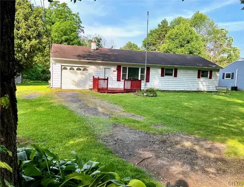 7725 Kilbourn Rd, Floyd, NY 13440