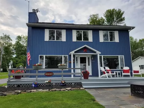 32361 County Route 6, Cape Vincent, NY 13618