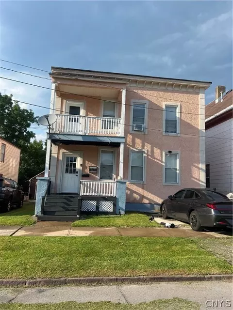 1709 Catherine St, Utica, NY 13501
