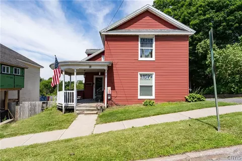 18 N Main St, Adams, NY 13605