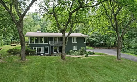 500 Churchill Ct, Fayetteville, NY 13066