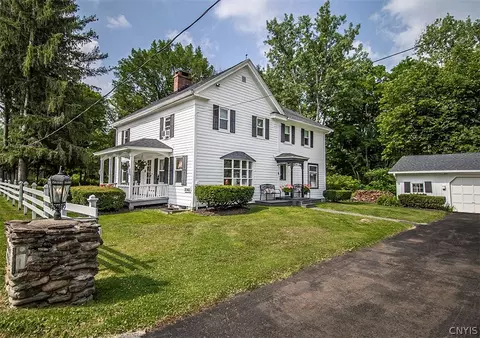 2043 Cardner Rd, Cazenovia, NY 13035