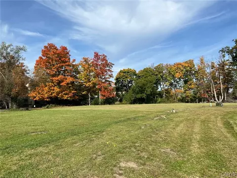 111 Southgate Rd, Utica, NY 13501